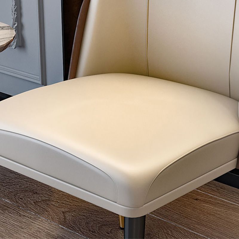 Silla lateral escandinava para el hogar Silla de comedor Parsons tapizada de metal