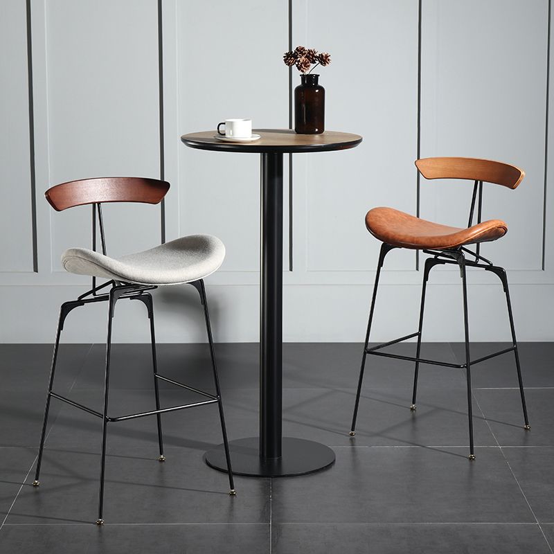 Modern Armless Backrest Counter Stool Iron Milk Tea Shop Bar Stool with Cushion and Pedal