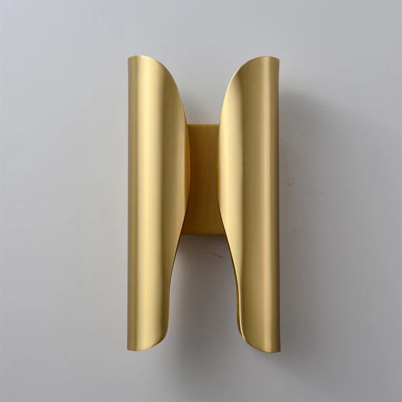 Modern Wall Sconce Geometric Shape Wall Light with Metal Shade for Study