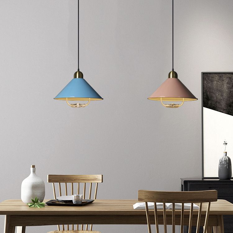 Metal Tapered Hanging Light Nordic Style 1 Light Restaurant Ceiling Pendant Lamp with Hand Pull Off