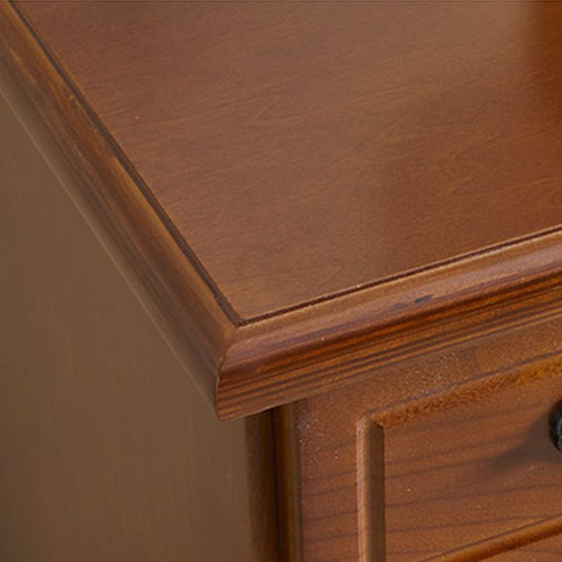 Traditional Style Storage Chest Wooden Combo Dresser in White and Brown