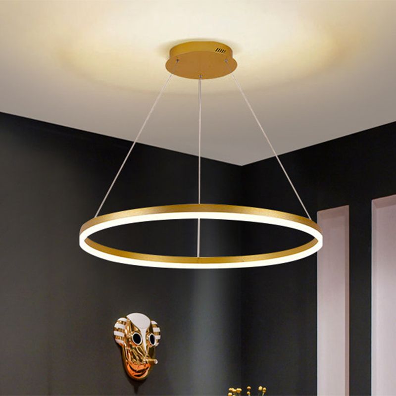 Ring kroonluchter lamp Minimalistisch metaal 16 "/19.5" /23.5 "met LED -slaapkamer plafond hanger in goud, warm/wit licht
