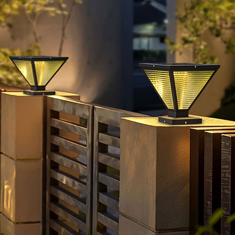 Geometric Shape Metal Outdoor Light Modern Style 1 Light Solar Pillar Lights in Black