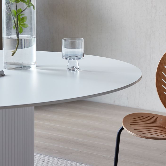 Sintered Stone Top Round Table for Restaurant Modern Kitchen Table with Pedestal Base
