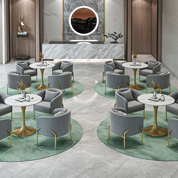 Mesa de comedor redonda contemporánea Mesa de comedor de piedra sinterizada con base de tulipán