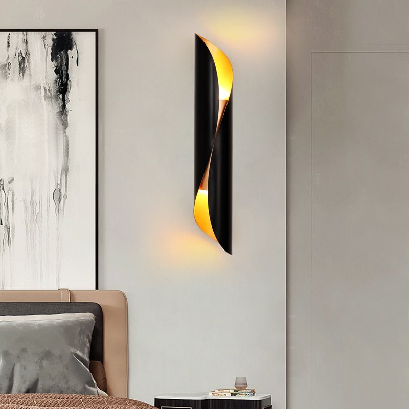 Lámpara de pared de retroiluminación de estilo de pared de metal de estilo posmoderno para el corredor de la noche