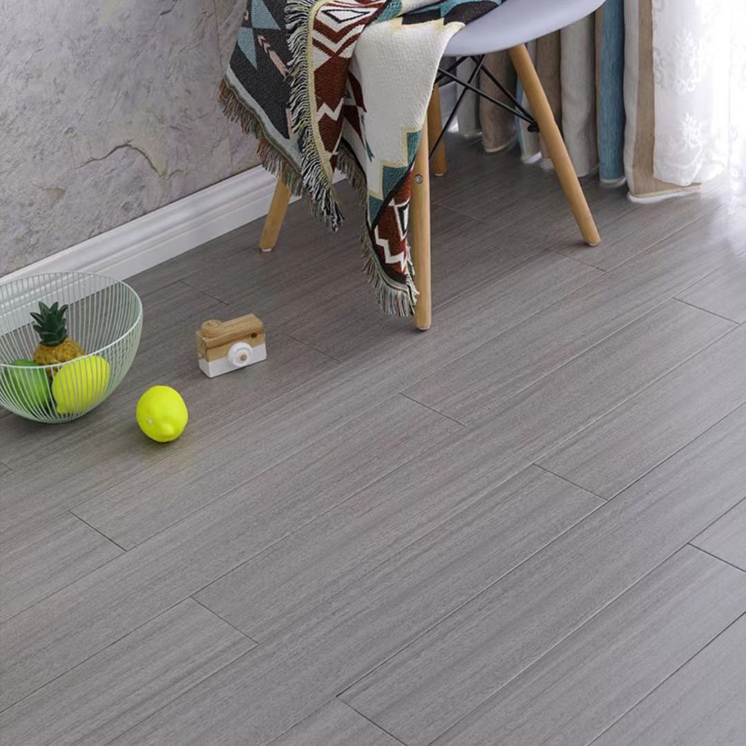 Slip Resistant Laminate Floor Groove Locking Laminate Plank Flooring