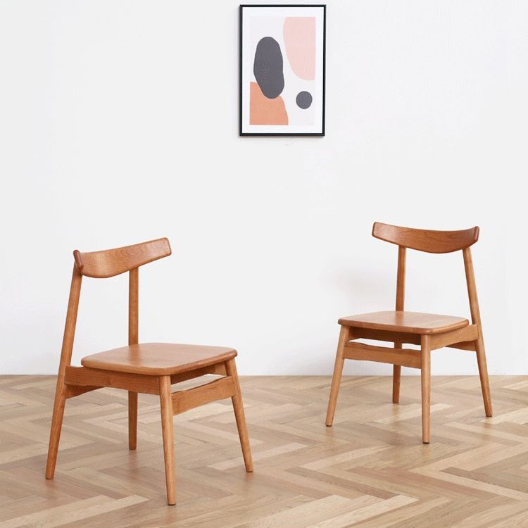 Eigentijdse stijl eetkamerstoelen stoere stoelen zonder eetgelegenheid met houten benen