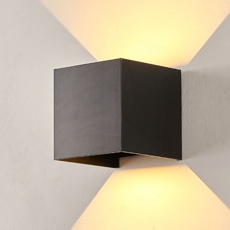 Modern Metal Wall Sconce Geometric Shape Wall Light for Bedroom