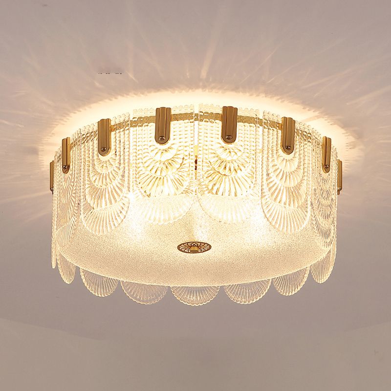 Gold Metal Flush Mount Light Armaturen Traditionele Drum Slaapkamer Flush Plafond Lampen met Glas Shade