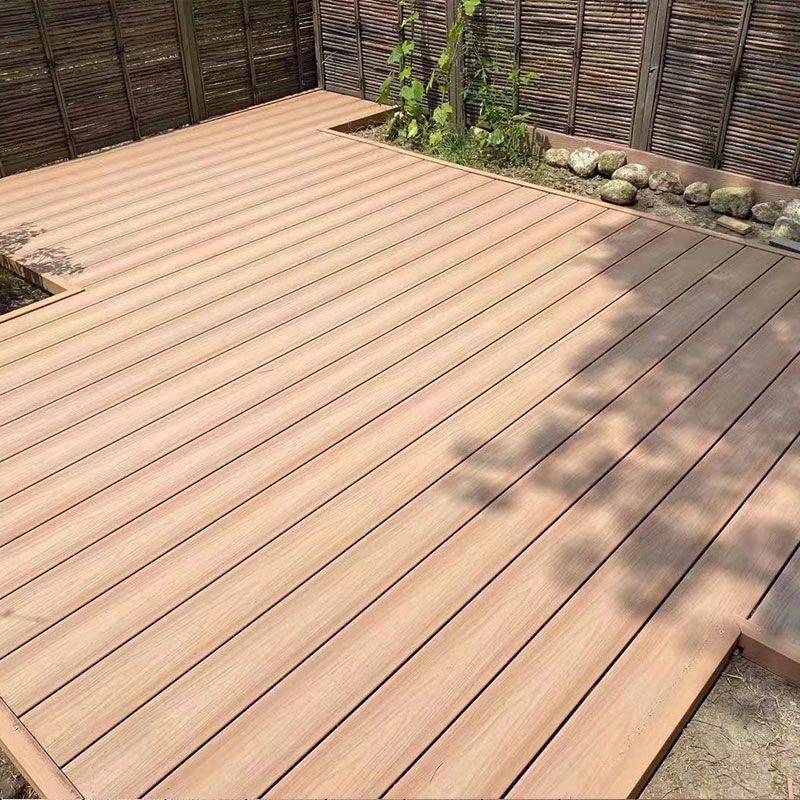 Modern Plastic Wood Laminate Scratch Resistant Laminate Plank Flooring for Outdoors