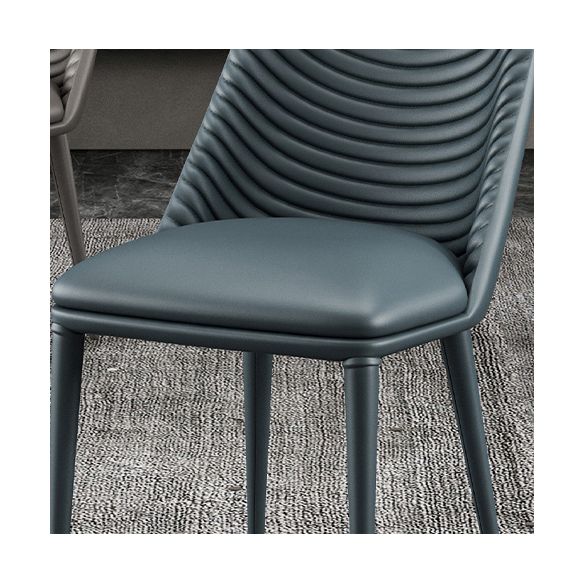 Sedia da pranzo in pelle parsons in stile designer parsons