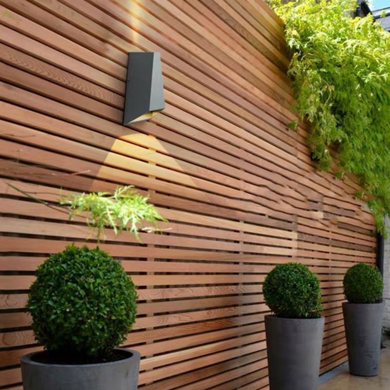 Geometric Shade Metal Wall Sconce Modern Style 2 Lights Wall Mount Lighting