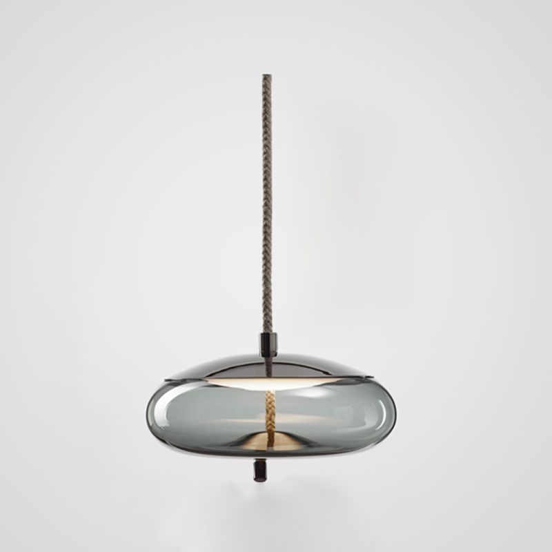 Éclairage de pendentif à LED en verre transparent à la lumière simple en verre pour salle à manger du salon