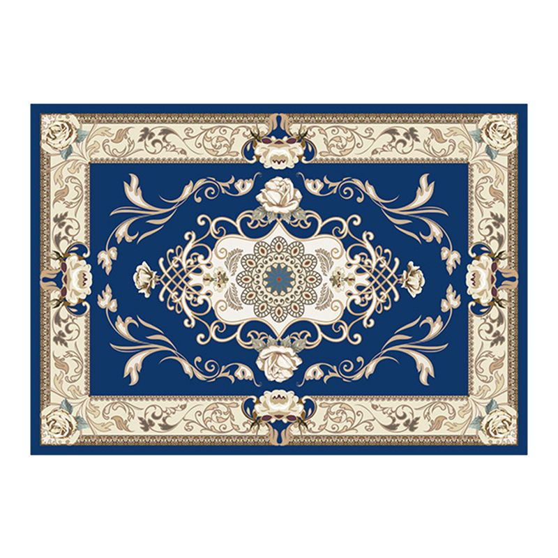 Wine Red Retro Carpet Polyester Graphic Carpet Stain Resistant Carpet for Living Room