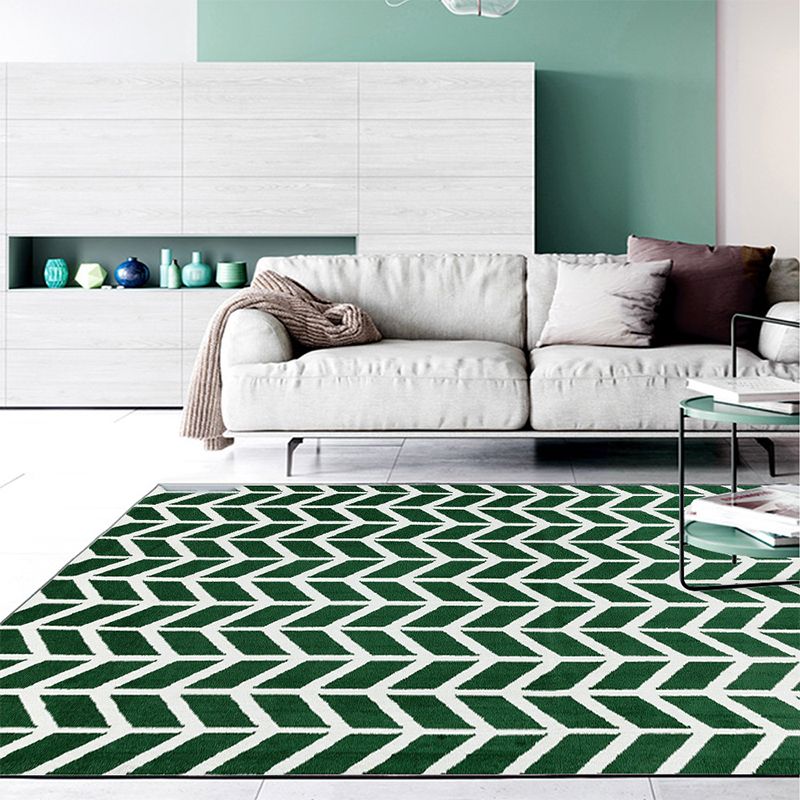 Modern Living Room Rug in Green Geometric Chevron Print Rug Polyester Machine Washable Area Rug