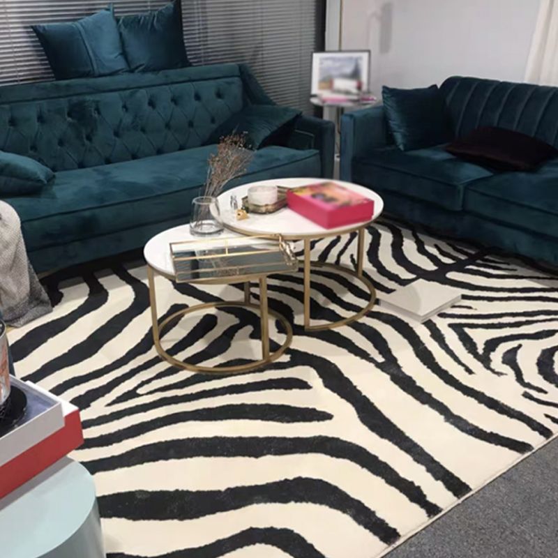 Modern Striped Pattern Carpet Polyester Area Rug Stain Resistant Indoor Rug for Home Decoration