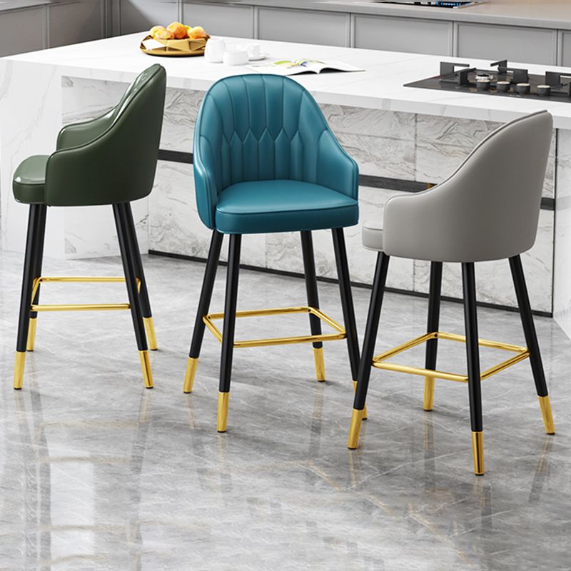 Modern Restaurant Armed Stool Matte Finish Leather Bar Stool