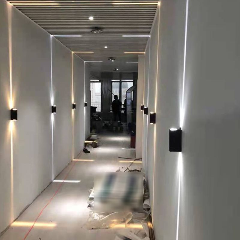 Estilo moderno de aluminio Luz de pared de pared negra LED LED de pared para aire libre