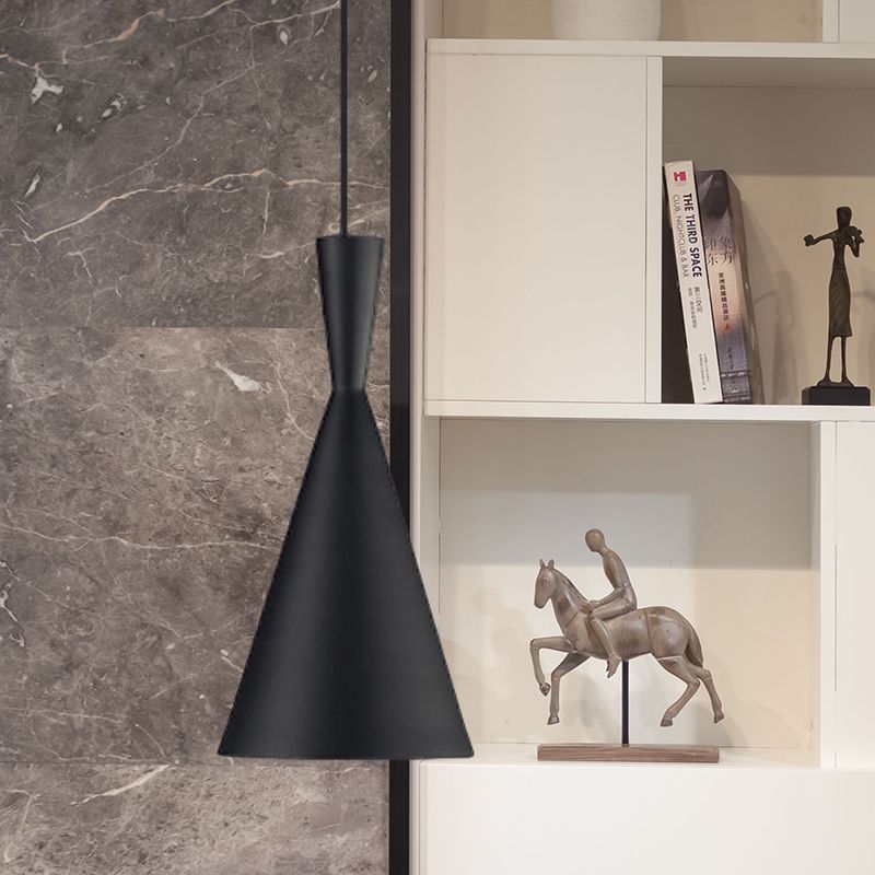 Luce a sospensione cono/piattino/urna in metallo Light industriale in bianco/bianco/oro lampada appesa con baldacchino lineare/rotondo