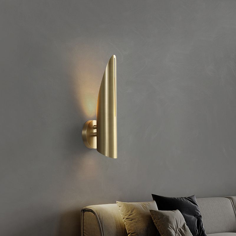 Shaded Metal Sconce Light Fixture Contemporary Wall Mounted Light Fixture for Bedroom