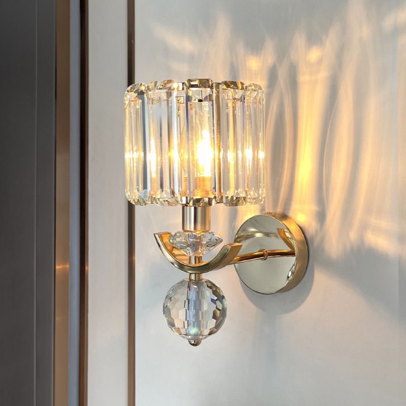 Crystal Gold Wall Lamp in Modern Luxury Style Electroplate Metal Wall Light for Interior Spaces