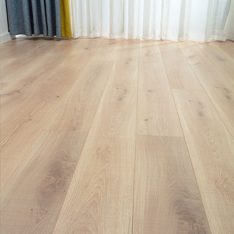 Modern E0 Solid Wood Laminate Flooring in Natural, Click-Lock, Waterproof