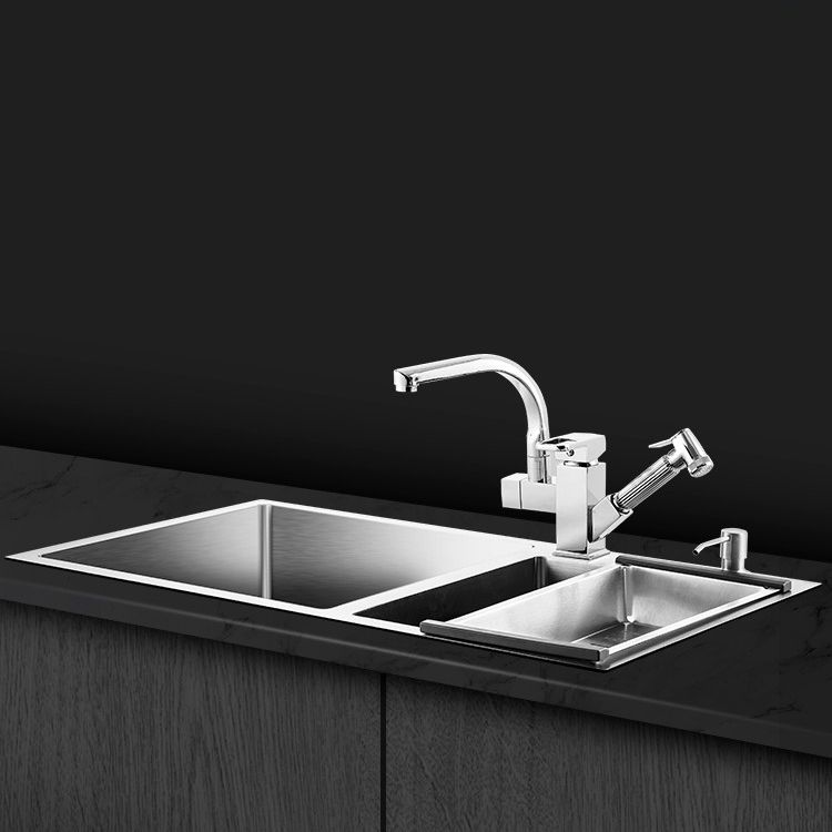 Modern Style Kitchen Sink Overflow Hole Design Scratch Resistant Kitchen Sink