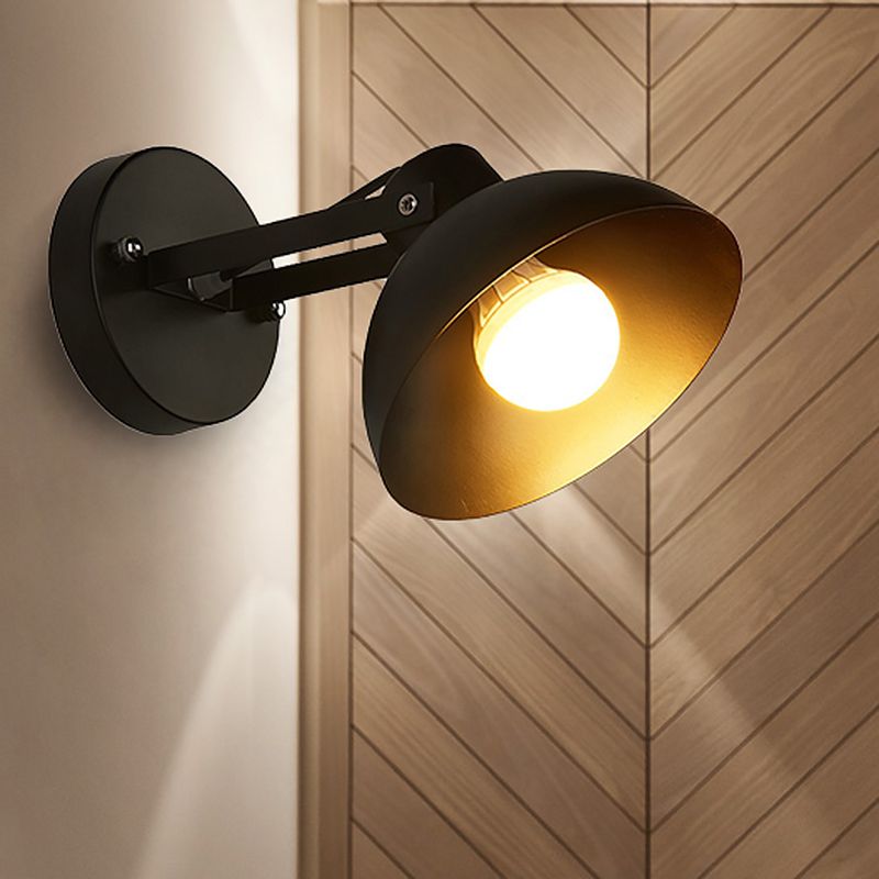 1 Kopfwandleuchte mit Kuppelschatten Metall Industrial Style Innenwandlampe in Schwarz