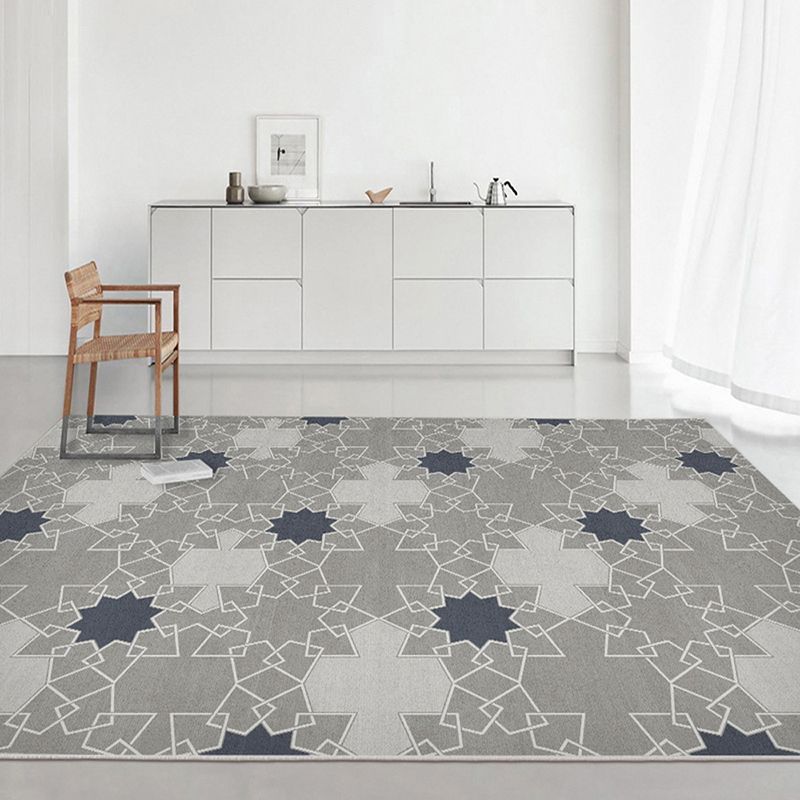 Simple Beige Indoor Rug Polyester Pattern Rug Tear Resistant Rug for Living Room