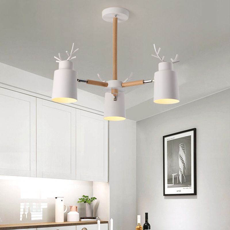 Witte gewei kroonluchter lamp Noordse metalen hangend licht met houten arm