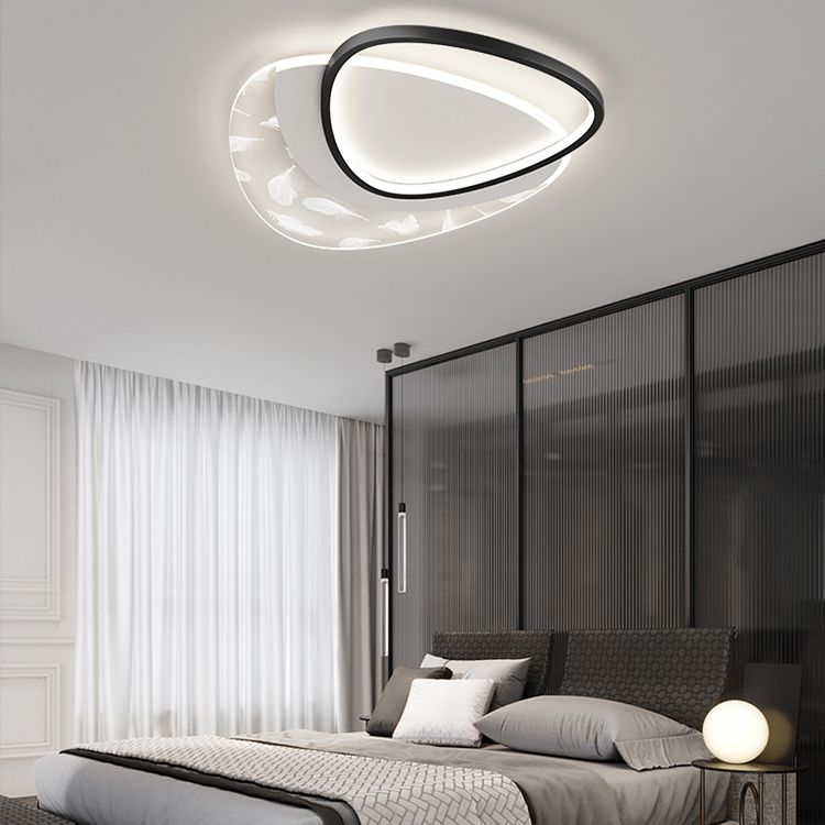 2 Light Triangular Ceiling Lamp Modern Style Metal Ceiling Lighting for Living Room