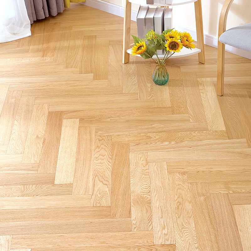 Modern Laminate Floor Wood Click-Lock Slip Resistant Laminate Flooring