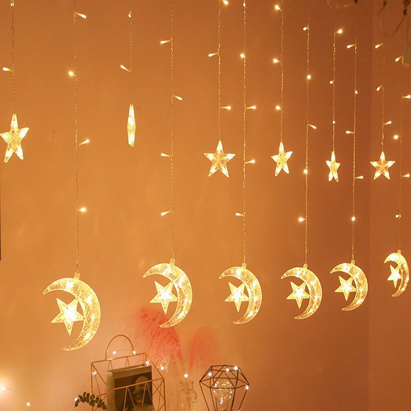 Moon and Star Curtain String Lamps Artistic Plastic 12-Head LED Festive Light