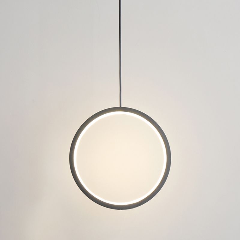 Kreisförmiger Acryl -LED -Anhänger Licht im modernen prägnanten Stil schmiedeeisern hängendes Licht für Esszimmer