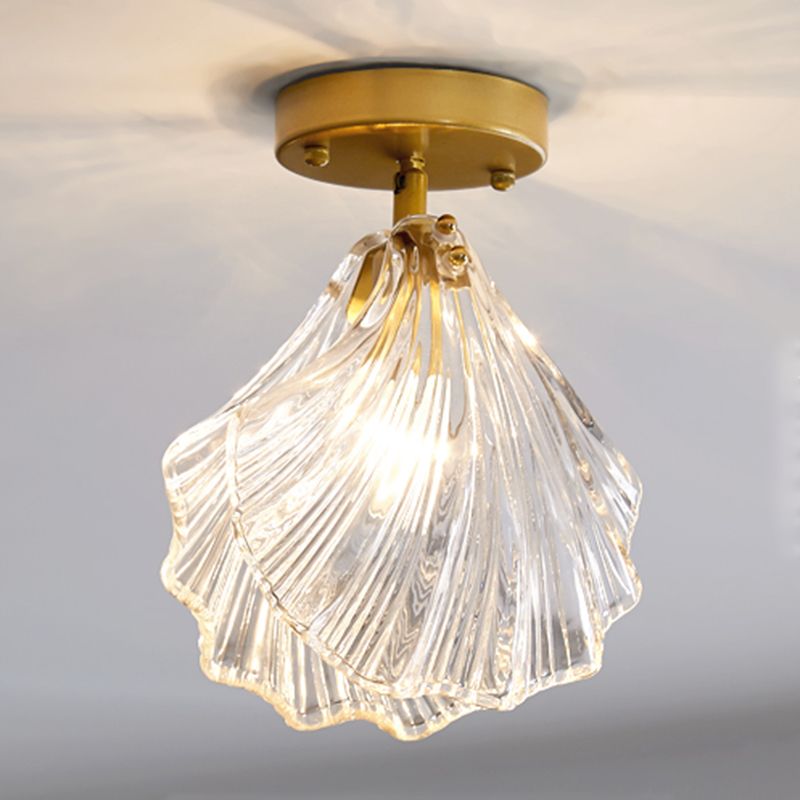 Gouden Shell plafondgemonteerde armatuur Eenvoud Stijl Glazen plafondlamp