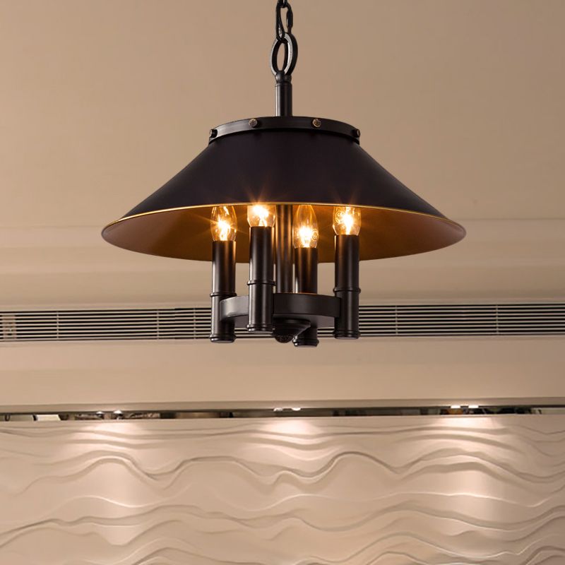 4 lumières éclairage de lustre avec une teinte conique Métallique Ferme de style salle à manger lampe suspendue en noir