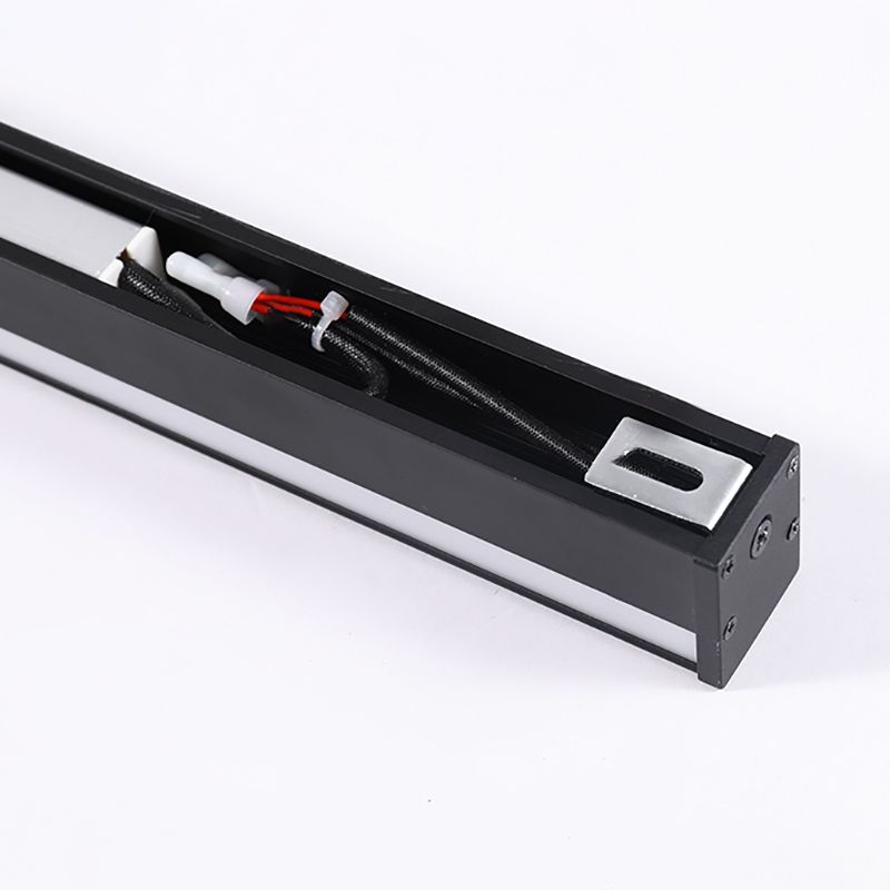 Linear Shape Metal Wall Light Modern Single Light Wall Mount Light Fixture in Black