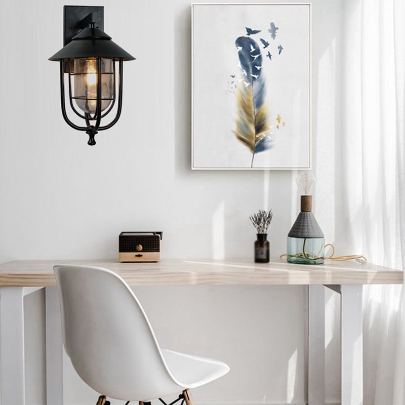 Semplice illuminazione a parete in stile industriale in vetro sconce in nero