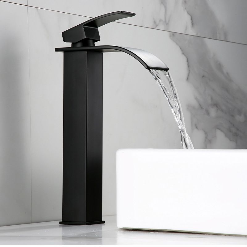 American Style 1 Handle Waterfall Basin Faucet, Bathroom Water Sink Faucet with Drain