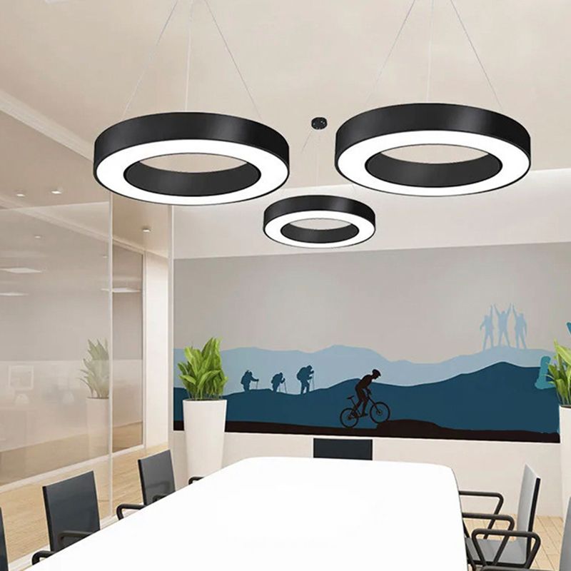 Black Geometric LED Pendant Light in Modern Concise Style Aluminium Hanging Light with Acrylic Shade