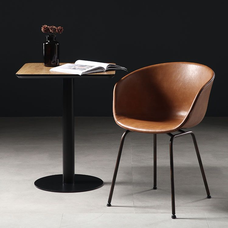 Sillas de comedor de cuero estilo moderno Sillas de comedor sin brazos con respaldo sólido