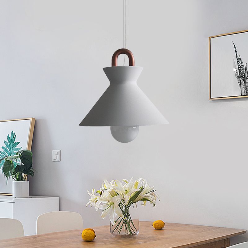 1 luminaire pendentif de tête en fer minimalisme lampe plafond de salle à manger en blanc avec bol / cône / cloche et poignée en cuivre