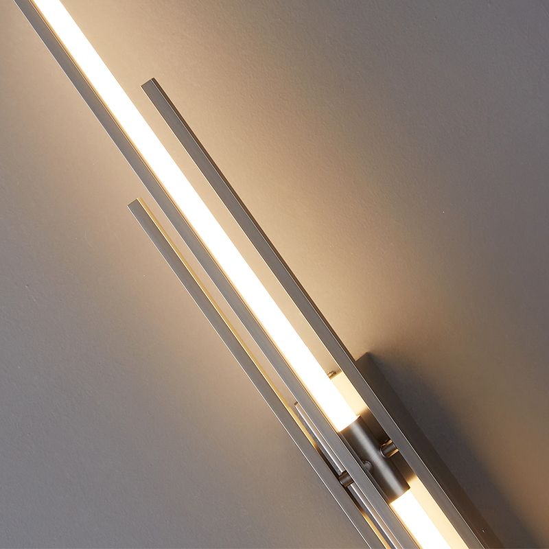 Modern Metal LED Wall Sconce Linear Shape Wall Light with Acrylic Shade for Bedroom