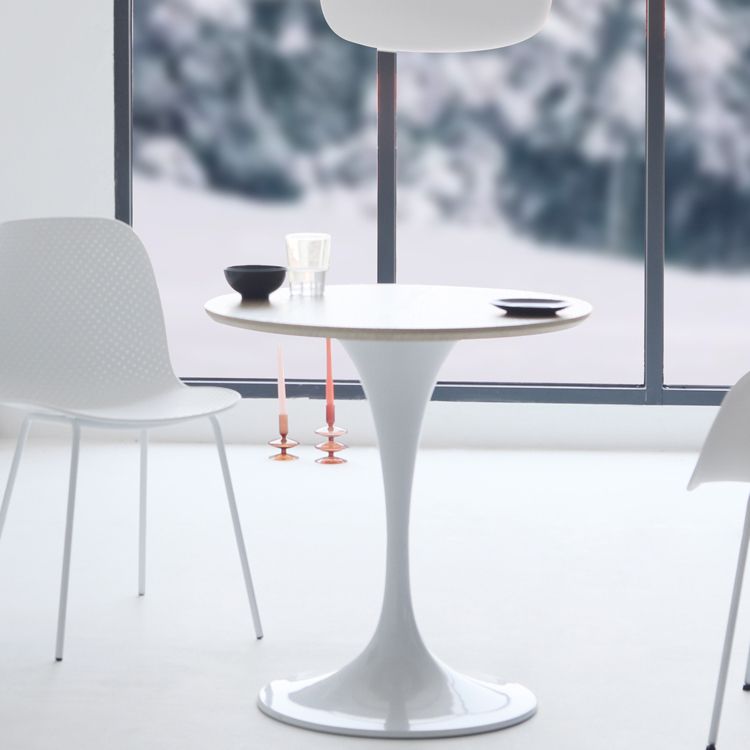 Mesa minimalista de mesa estándar redonda MDF Mesa de comedor de cocina con base de tulipán