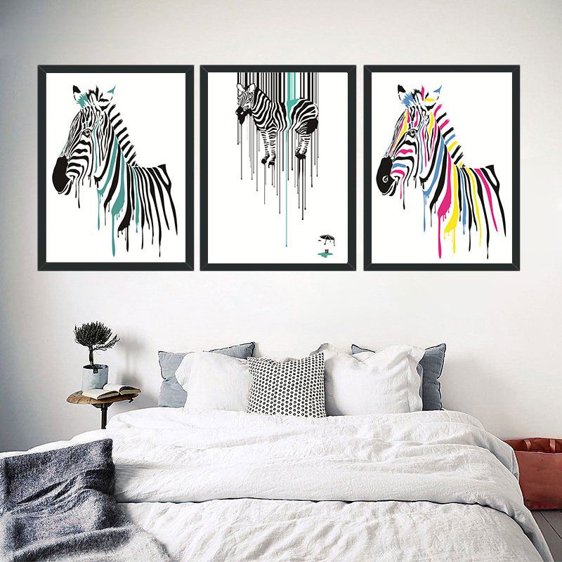 Zebra Canvas Wall Art Contemporary Decorative Sitting Room Painting in Multicolored