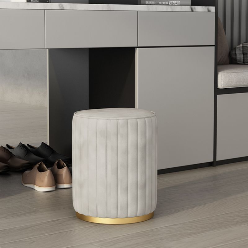 Gorgeous Round Ottoman Solid Color Stain Resistant Velvet Ottoman Stool