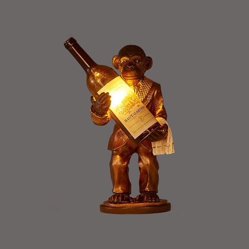 1-Licht-Schreibtischlampe Retro Gorilla Halten Weinbernglas Nachttischbeleuchtung in Rot/Gold