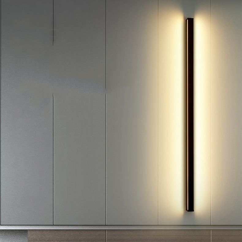 Metal Linear Shape Wall Light Modern 1 Light Wall Mount Fixtures in Black