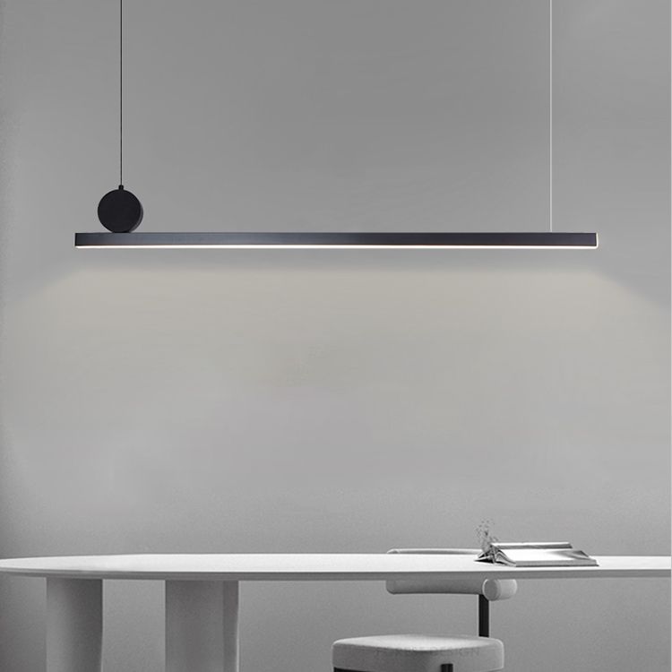 Lineare Inselleuchte moderne Metall -Einzelhellinsel Deckenleuchte in Schwarz